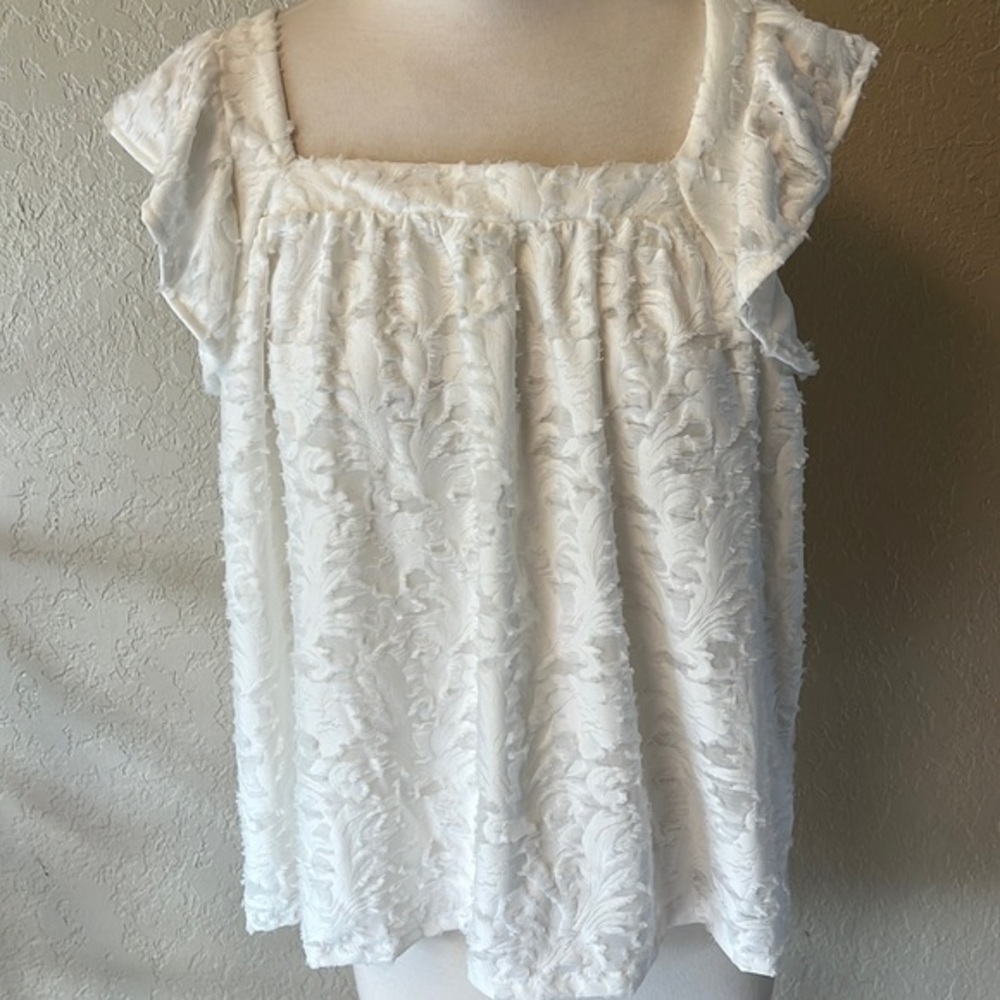 Summer top, lined. Lauren Conrad.  NWT. White size XXL. Super‎ soft. N21.